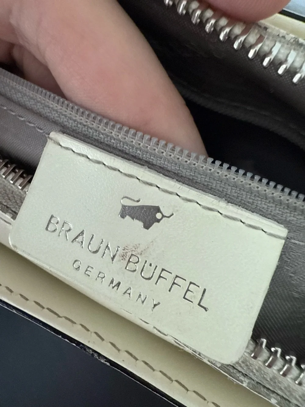 Vintage Braun Buffel German Luxury Ivory Leather Shoulder Bag Hobo